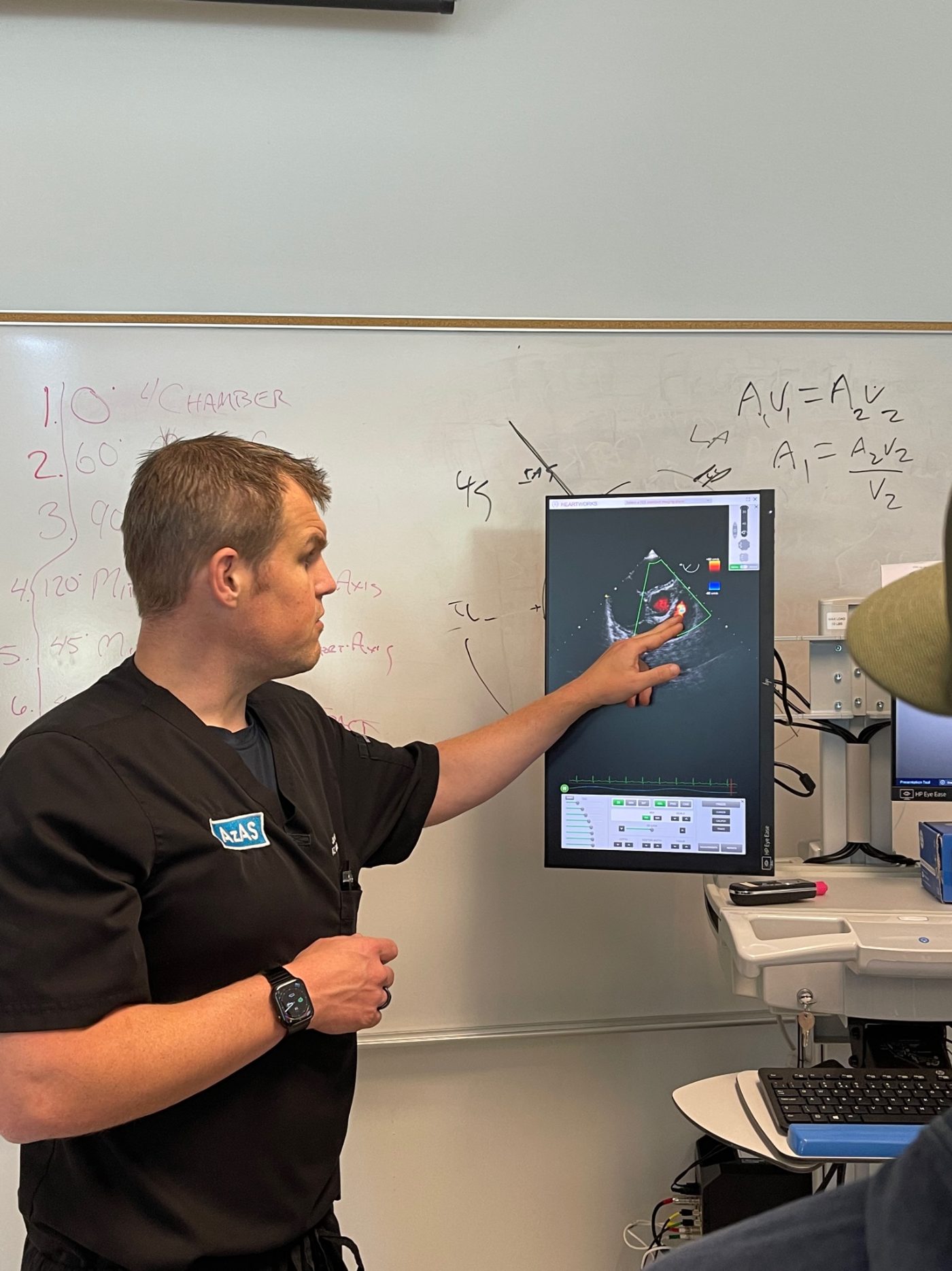 Jacob Hantla teaching echocardiography